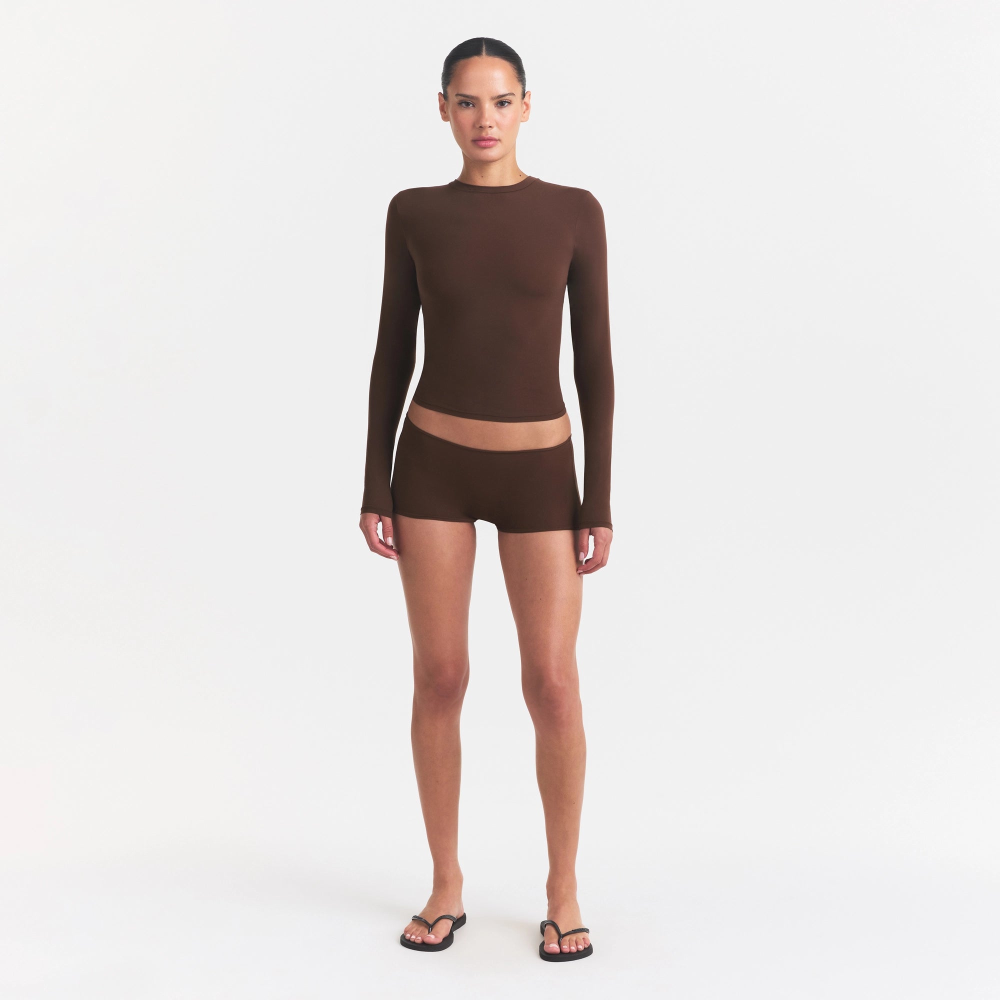 LONG SLEEVE T-SHIRT