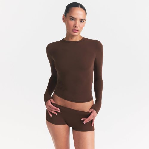 LONG SLEEVE T-SHIRT