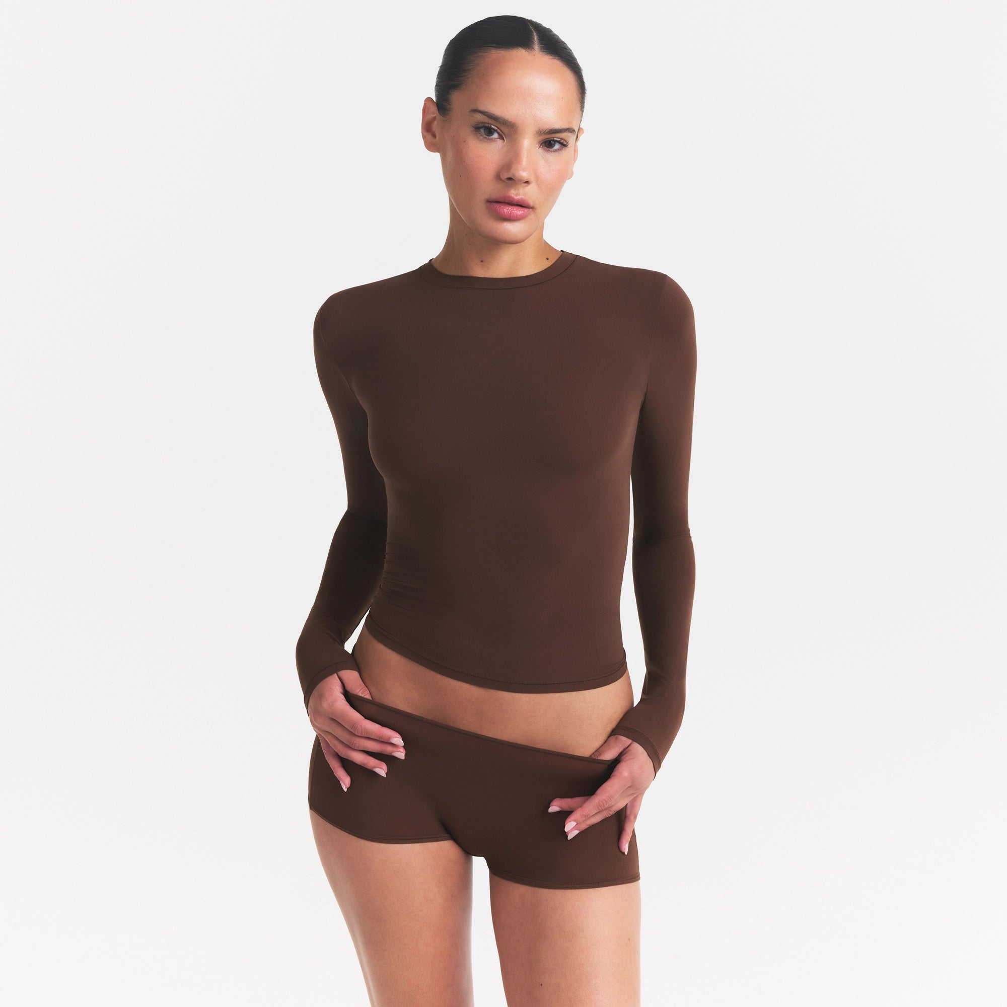 LONG SLEEVE T-SHIRT