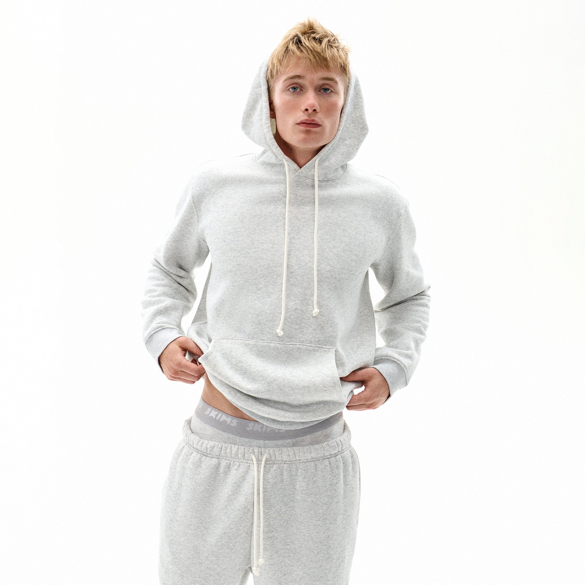 MENS CLASSIC HOODIE