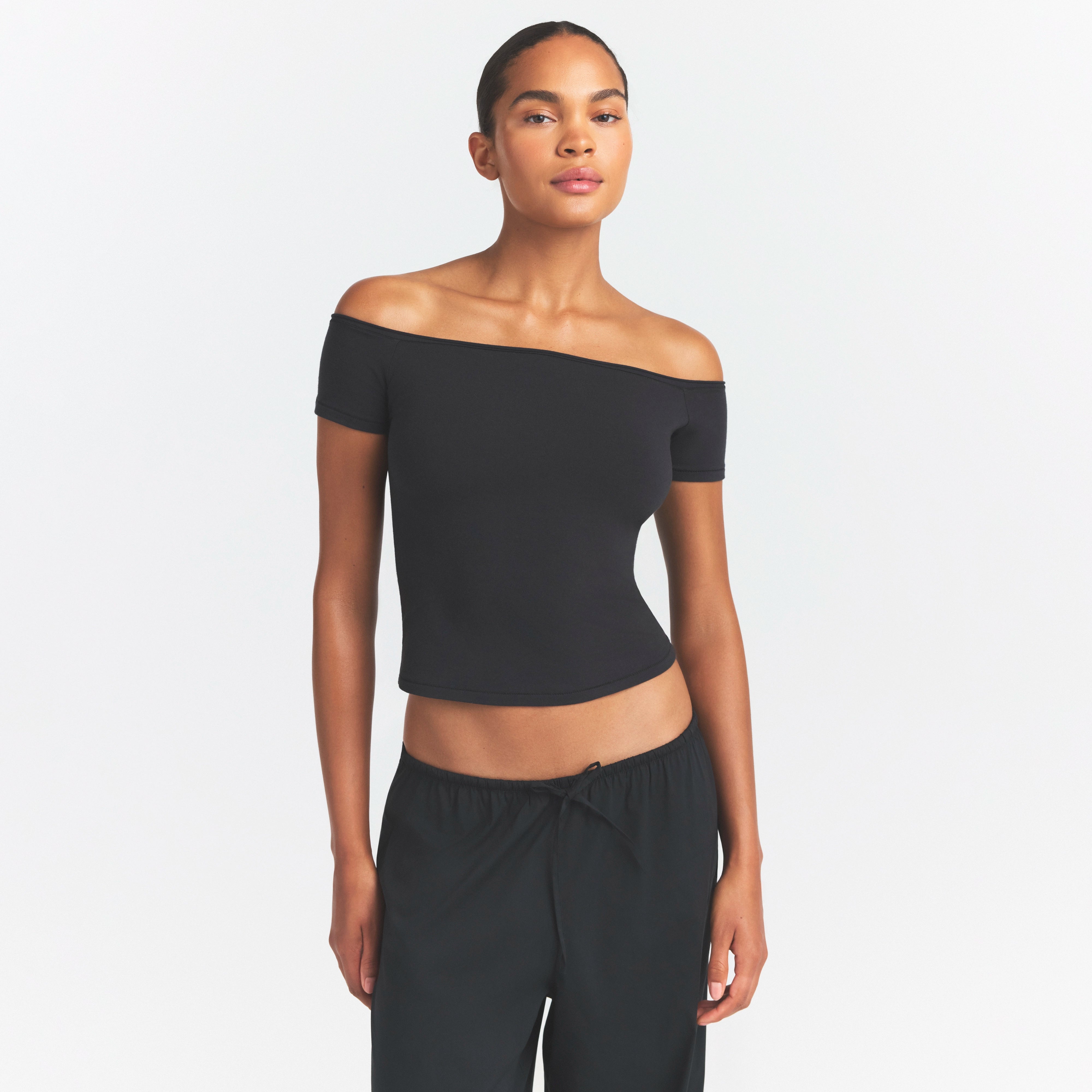 OFF THE SHOULDER TOP