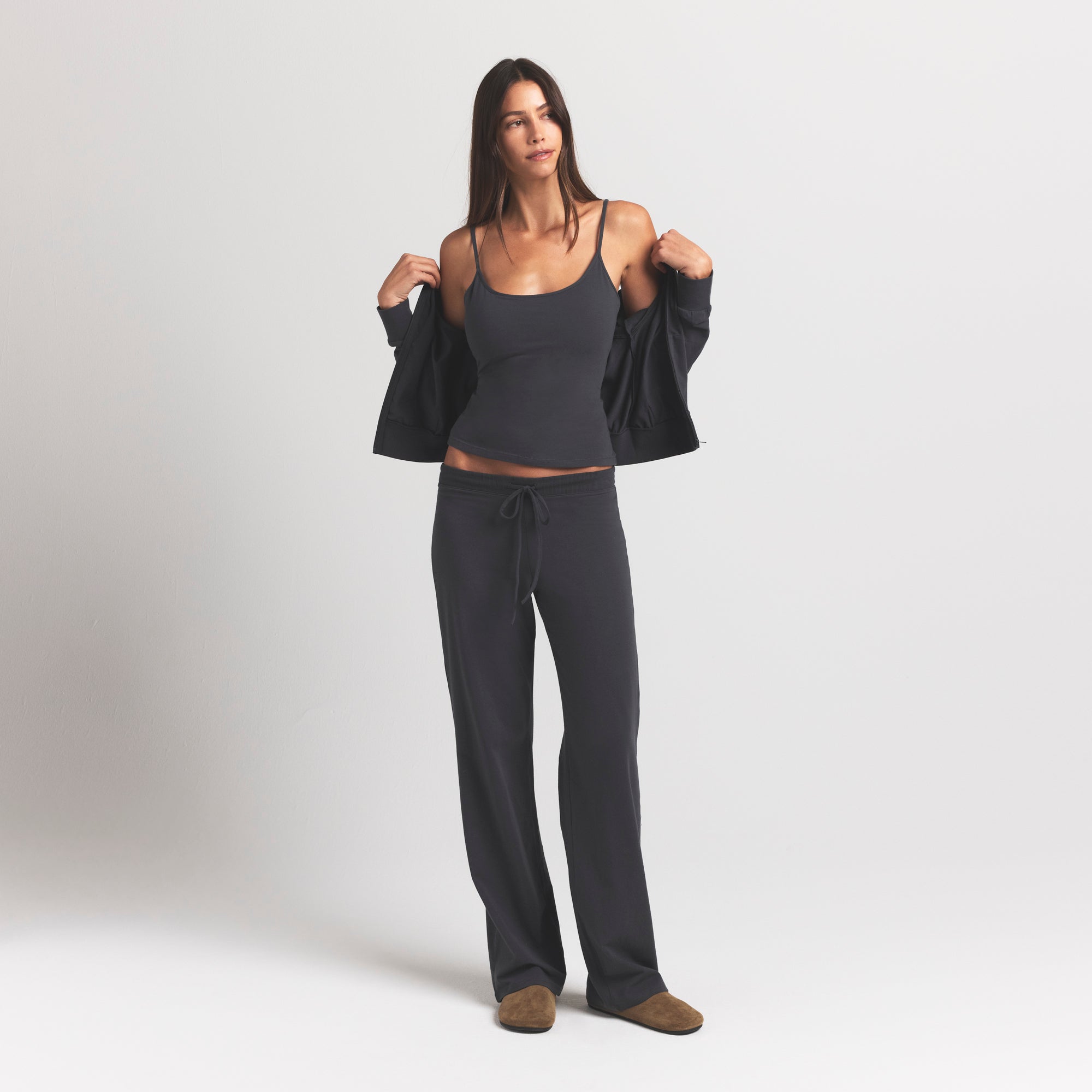 SCOOP NECK CAMI