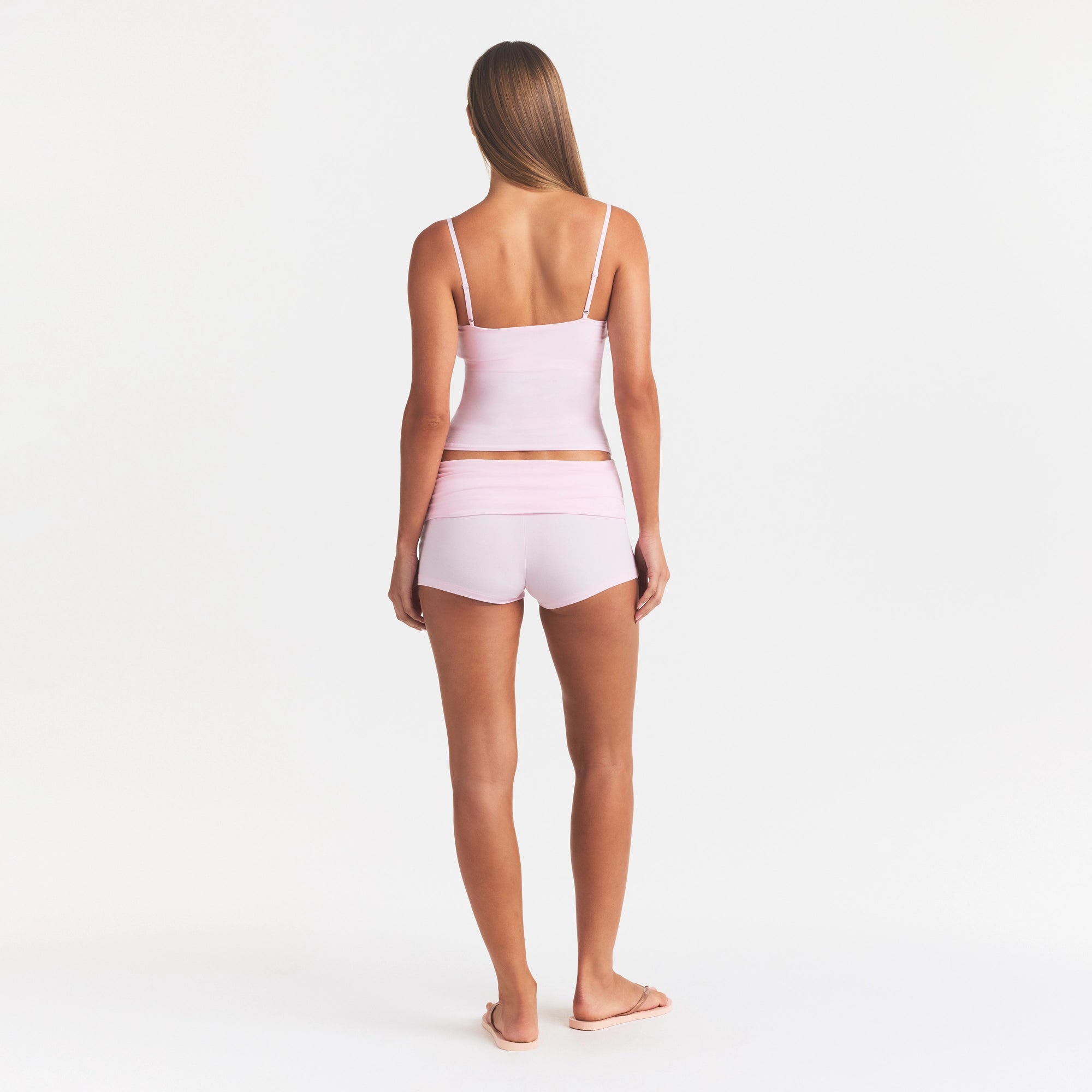 SCOOP NECK CAMI