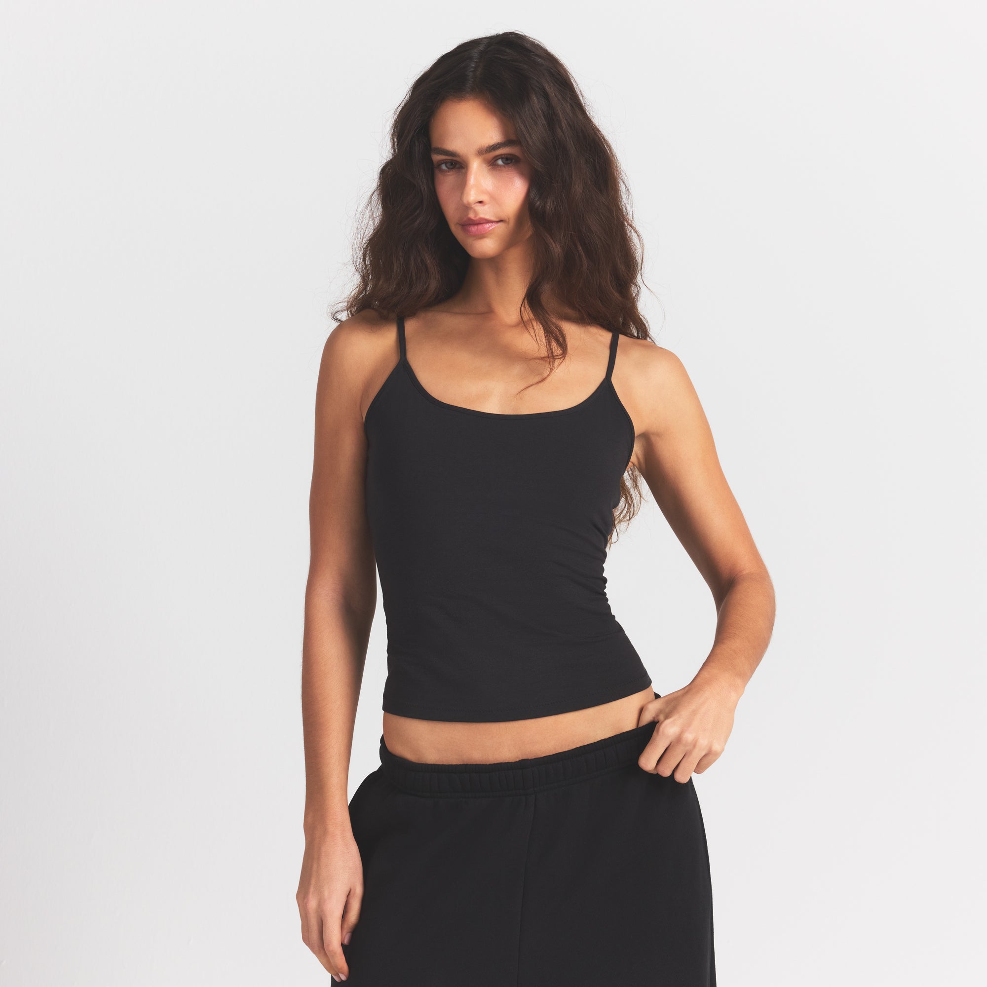 SCOOP NECK CAMI