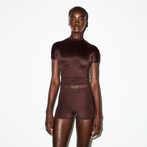 SHORT SLEEVE MOCK NECK TOP