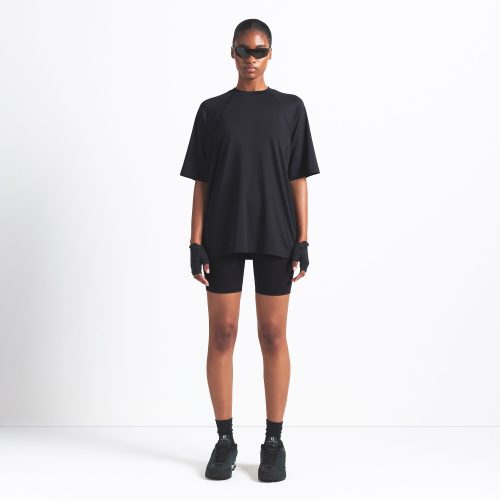 OVERSIZED T-SHIRT