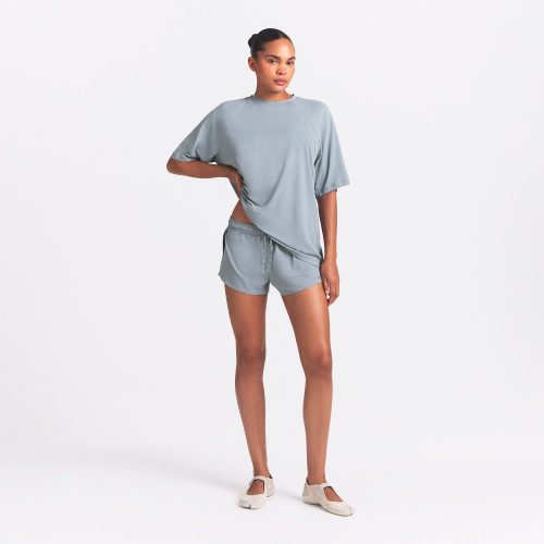 OVERSIZED T-SHIRT