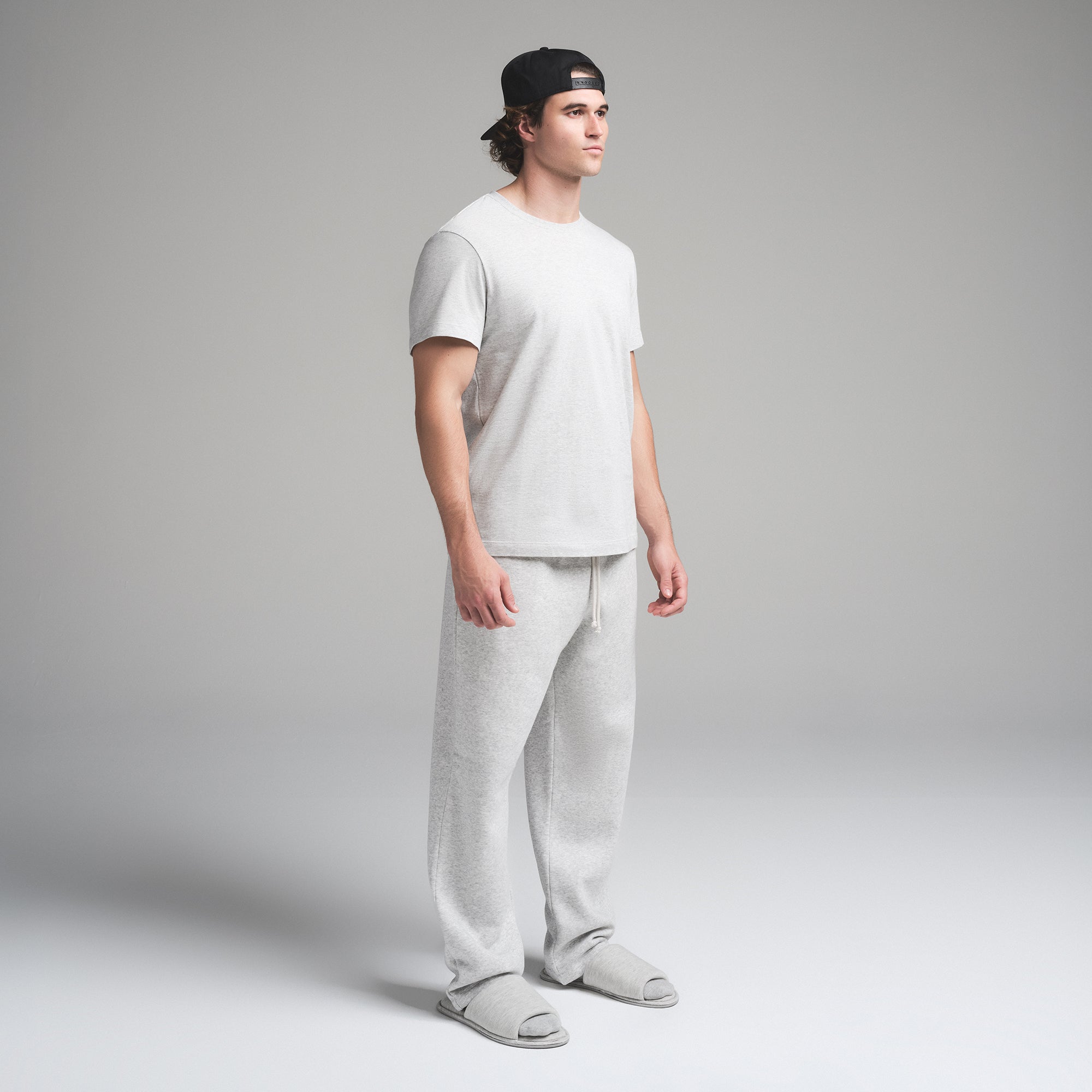 MENS CLASSIC T-SHIRT
