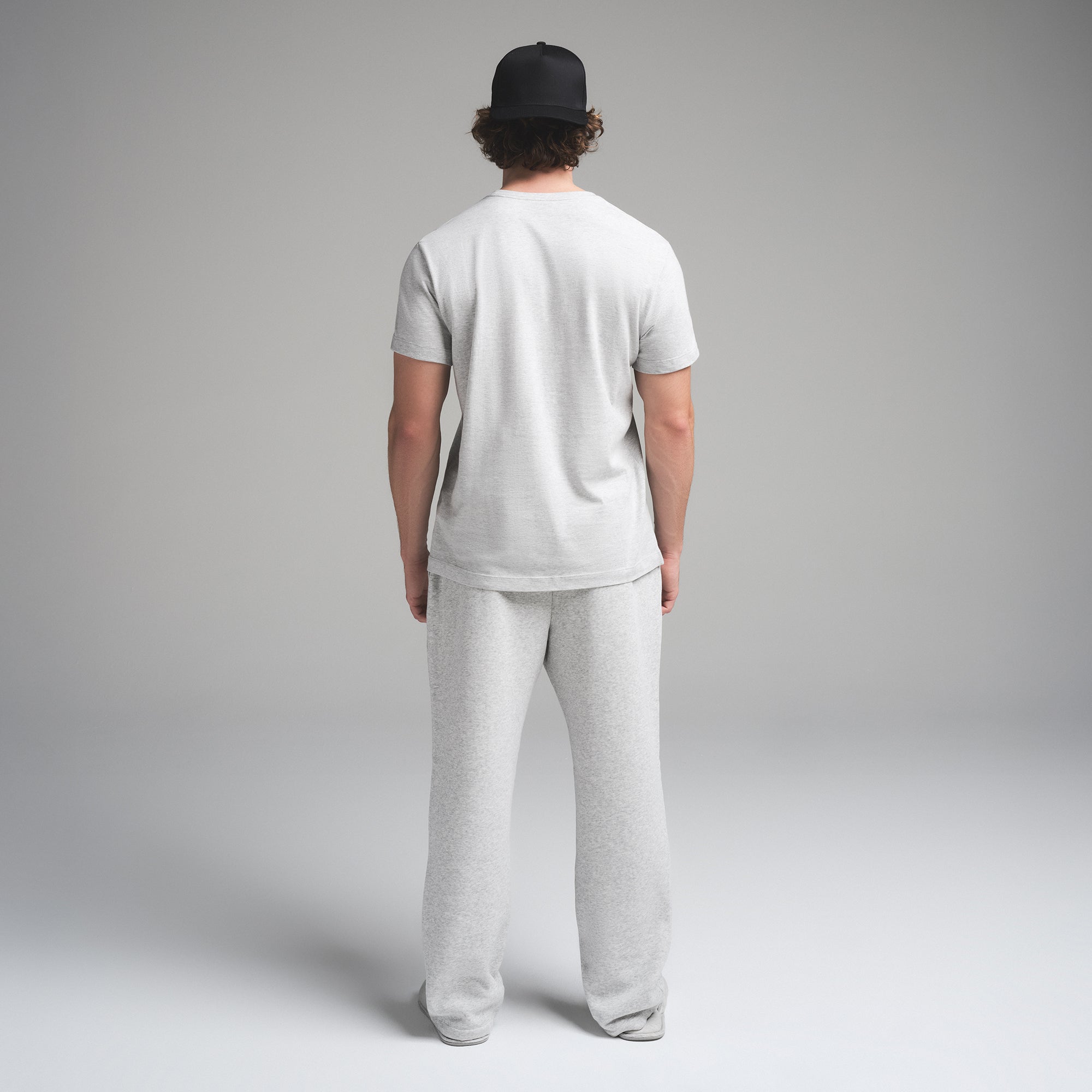 MENS CLASSIC T-SHIRT