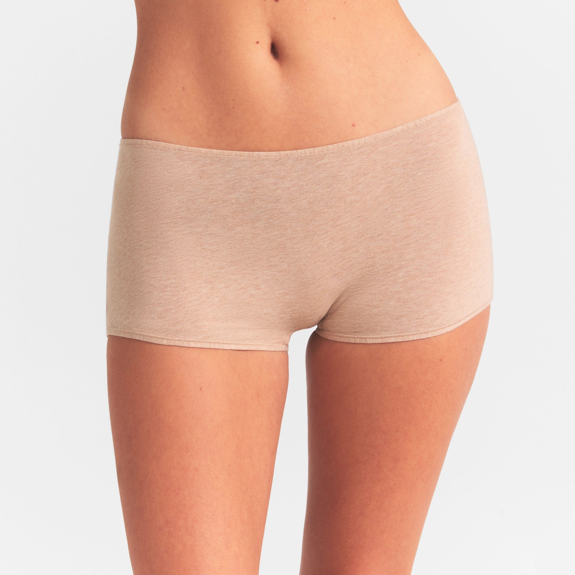 BOY SHORT