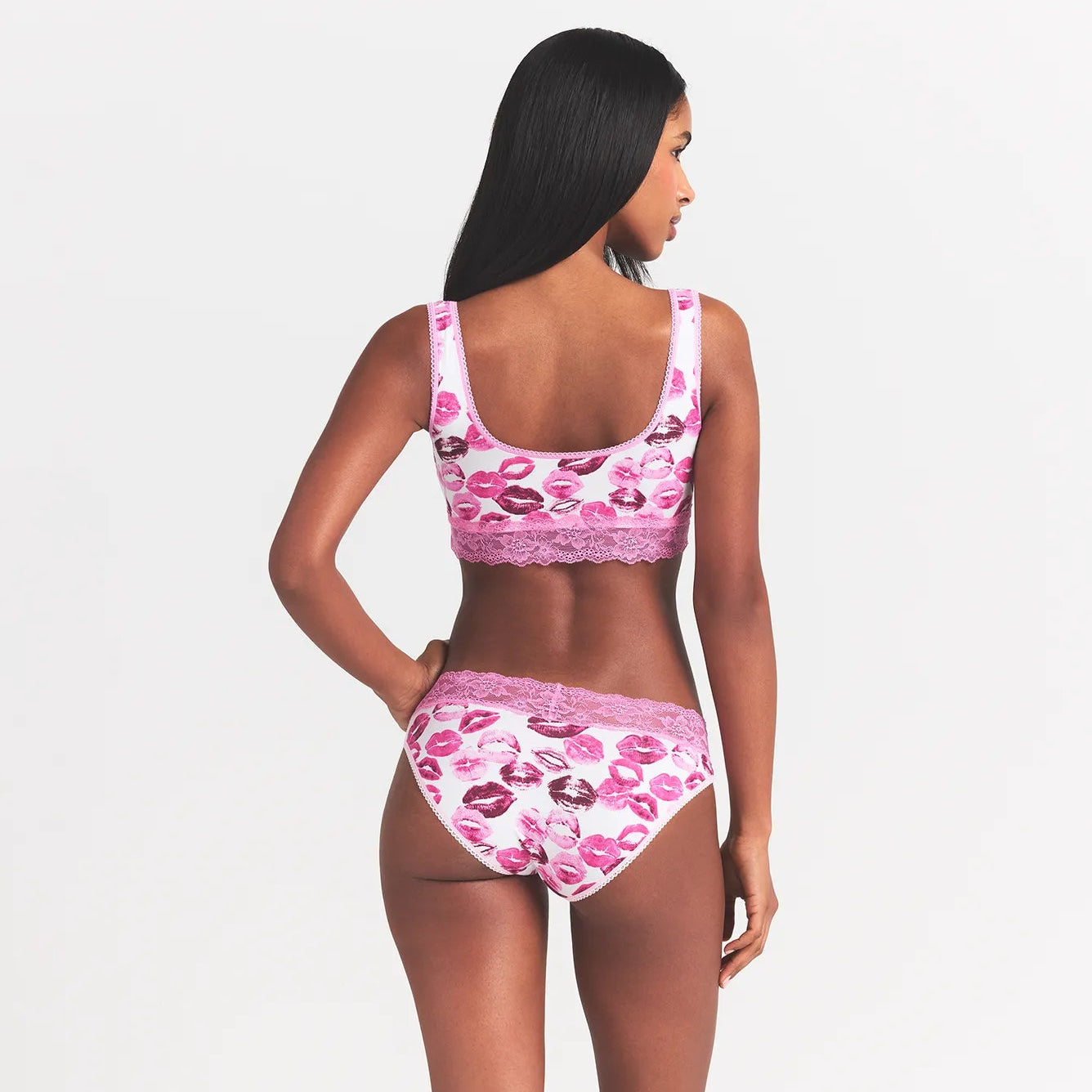 WIDE LACE BRIEF