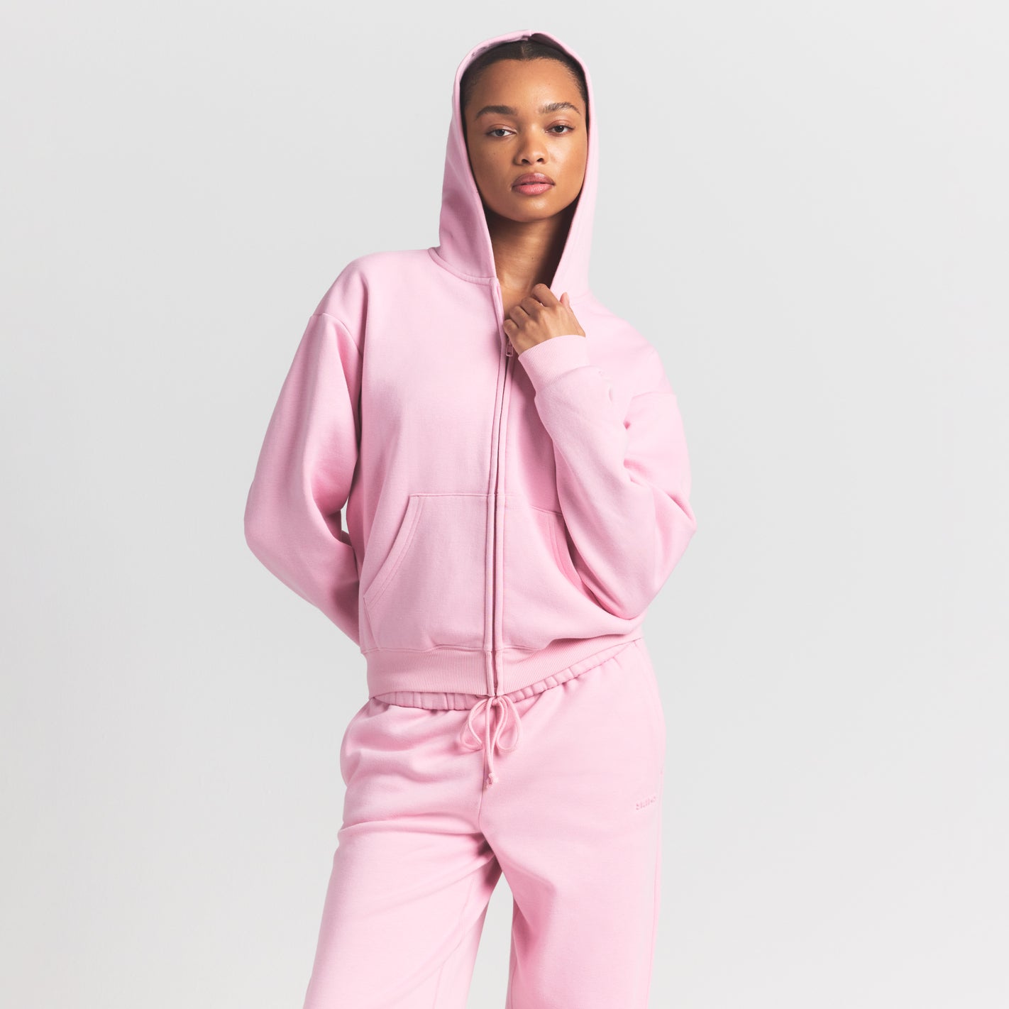 CLASSIC ZIP UP HOODIE