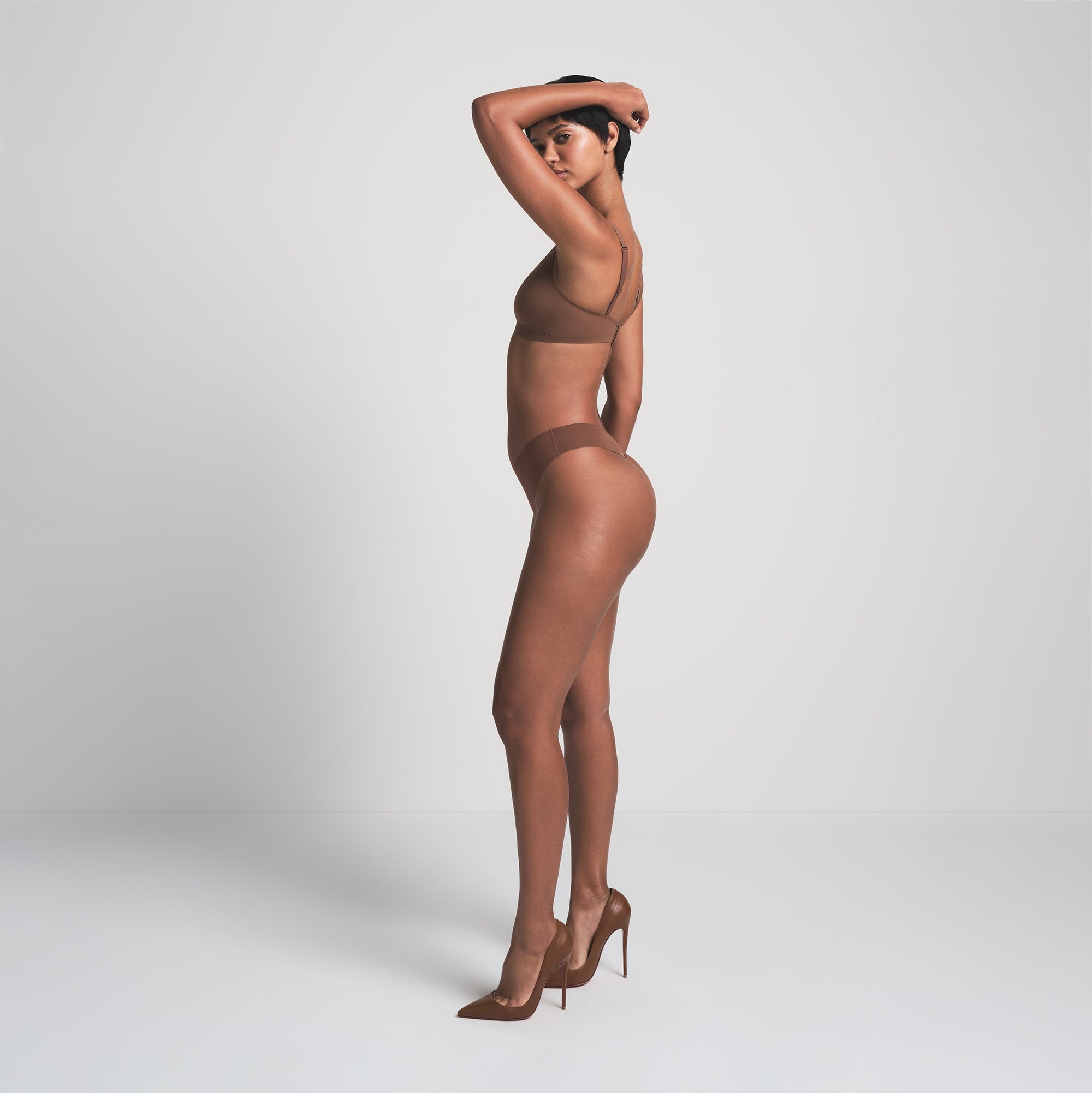 DIPPED THONG