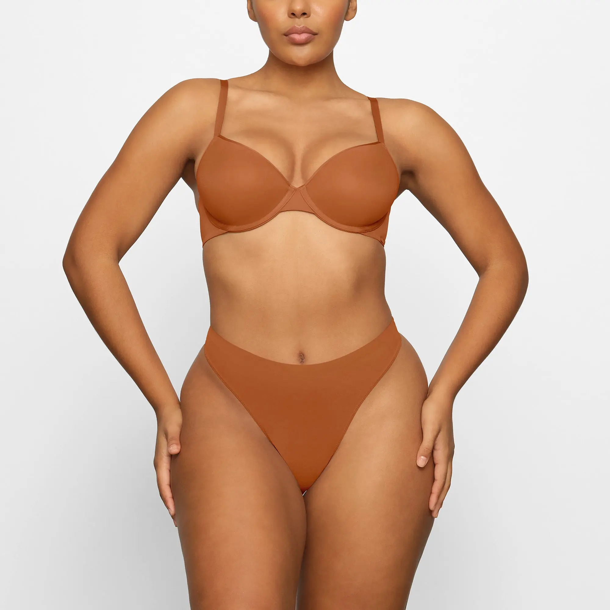 Demi Bra